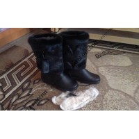 Унты женские натуральные черные кожаные, литая подошва