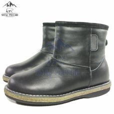 Угги женские короткие натуральные черные кожаные, войлочная подошва