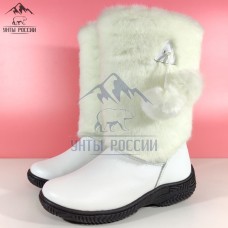Унты женские натуральные белые кожаные с бубенчиками, литая черная подошва